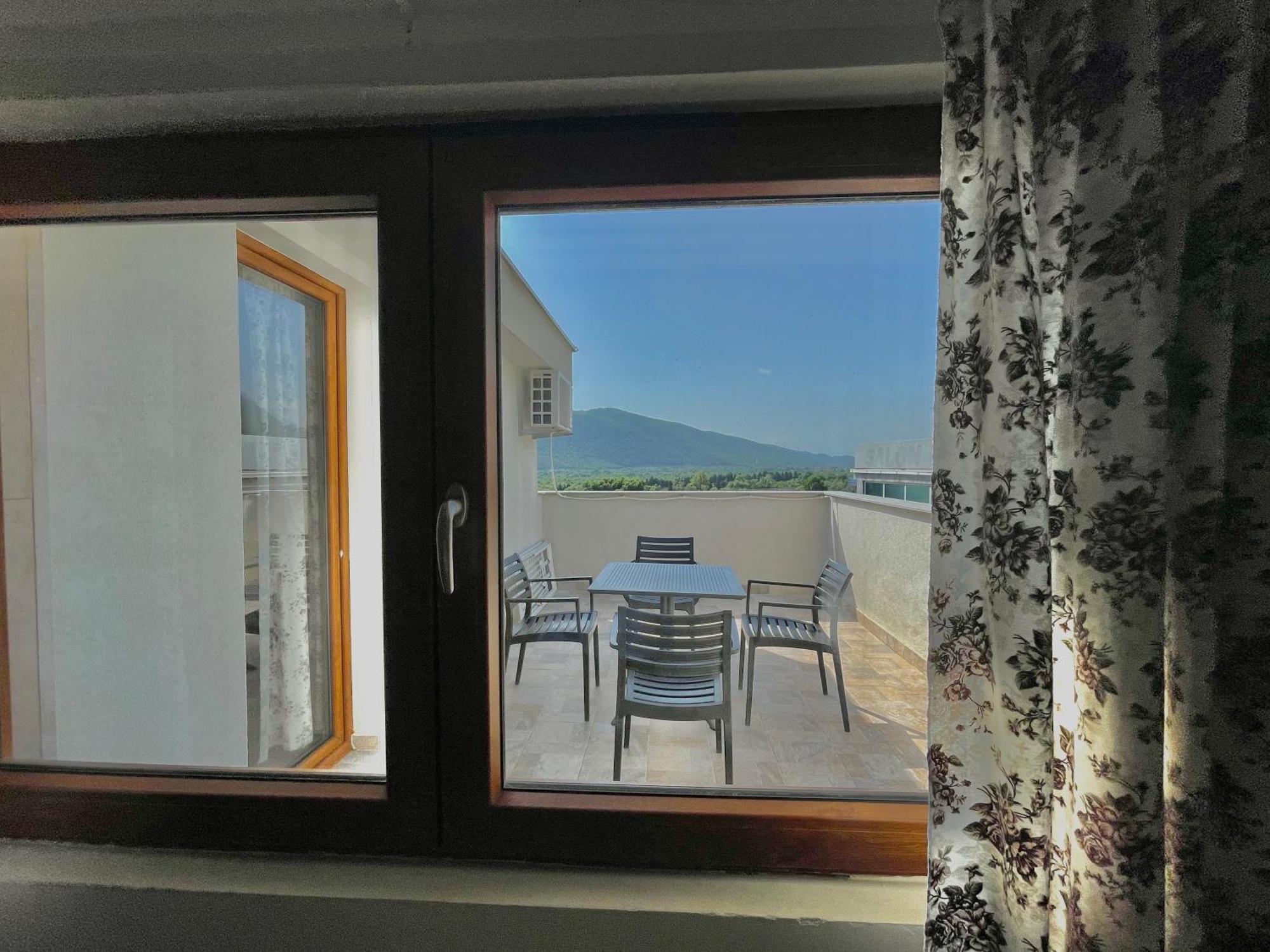Hotel Opera Jaz Budva Exterior photo
