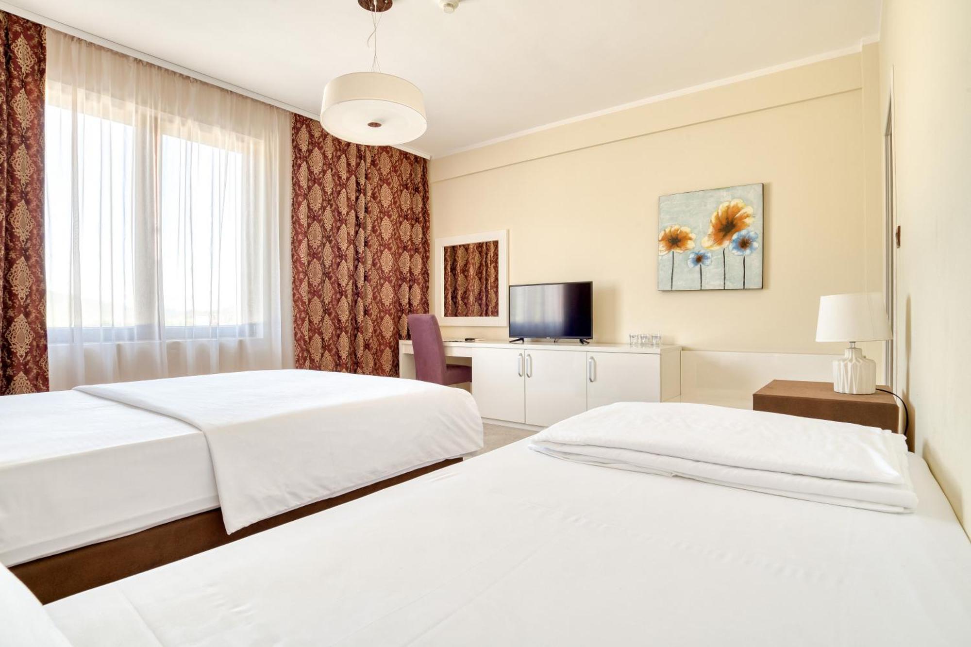 Hotel Opera Jaz Budva Room photo